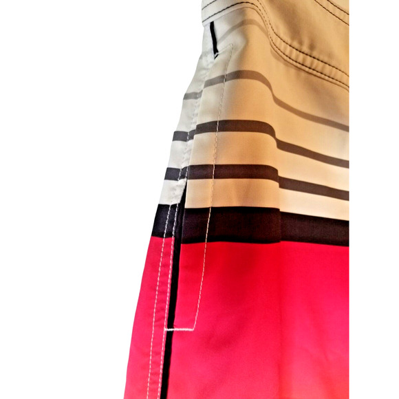 American Eagle Outfitters Board Swim Shorts Men's Sz 30 Inseam 9.5 in Multicolor - Picture 8 of 8